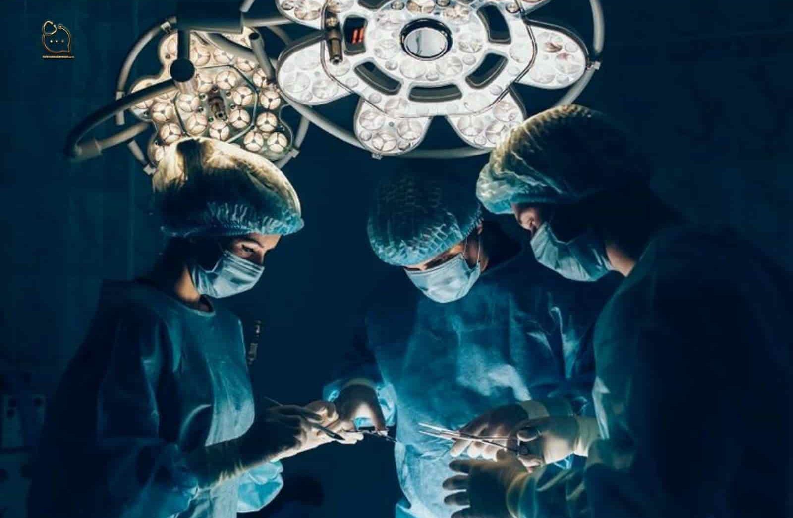 عکس جراحان درحال انجام عمل لاغری